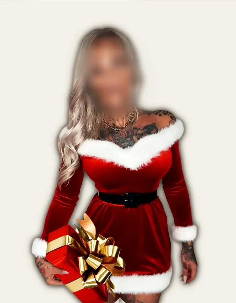 Caroline, 36