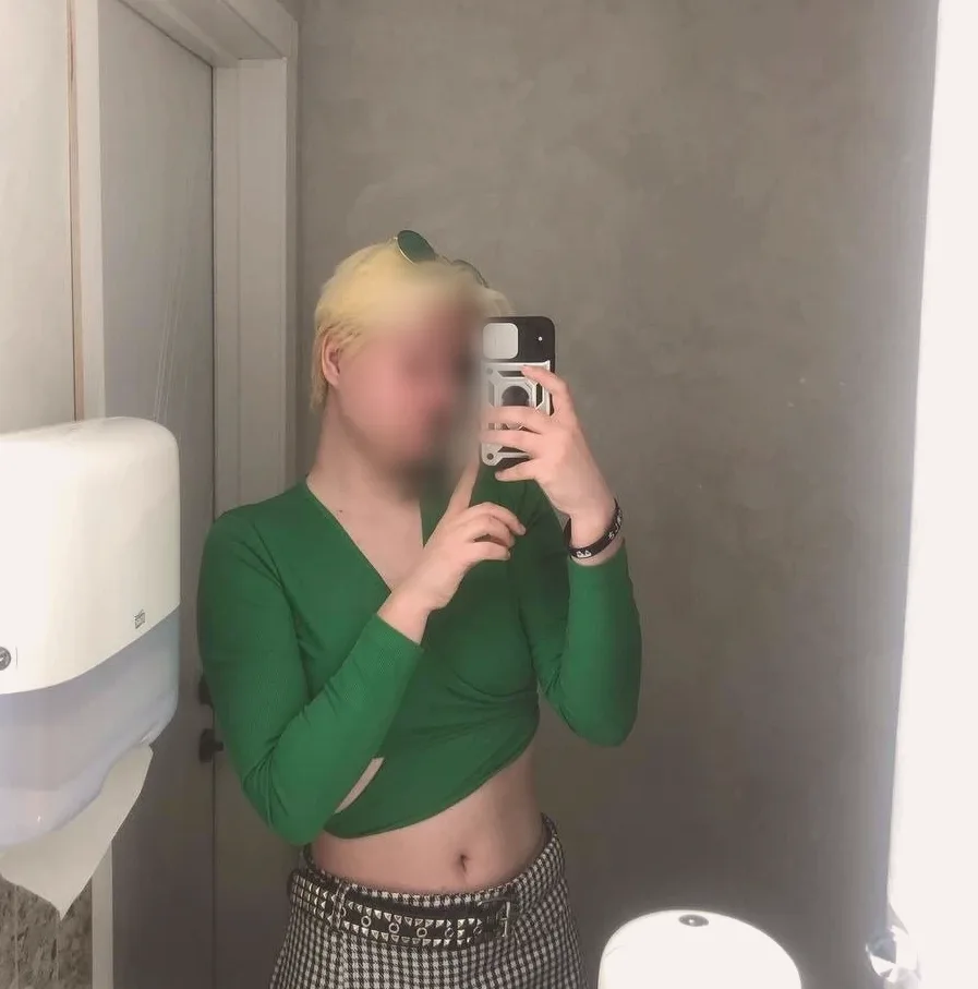 Hilda, 20