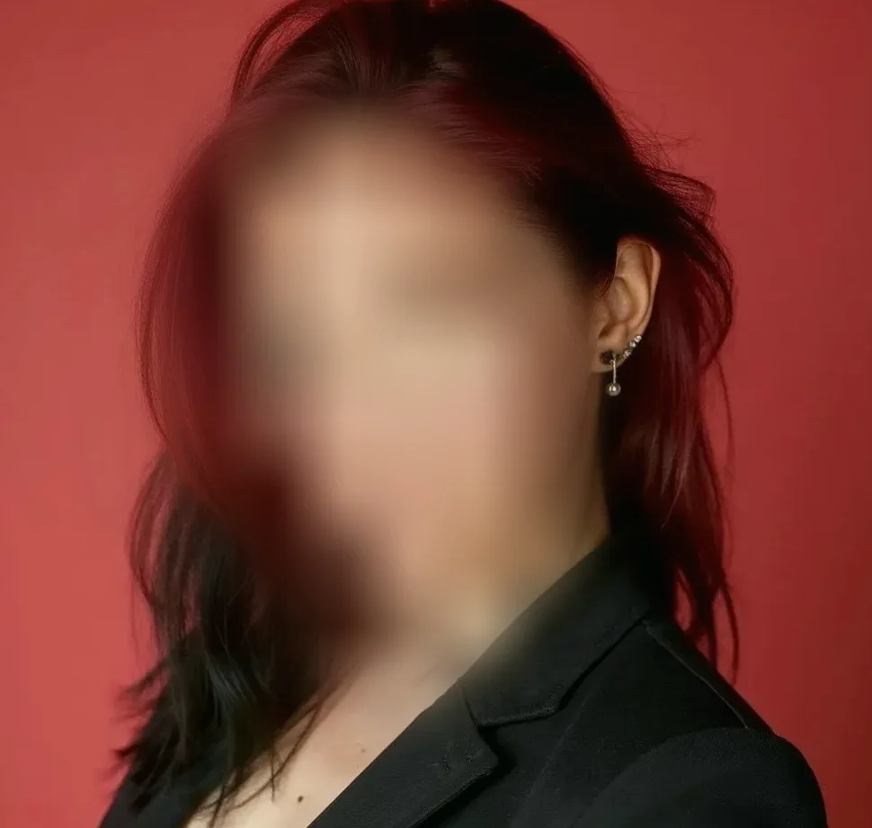 Linda, 35