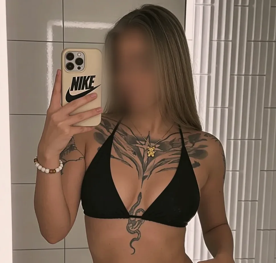 Therese, 25